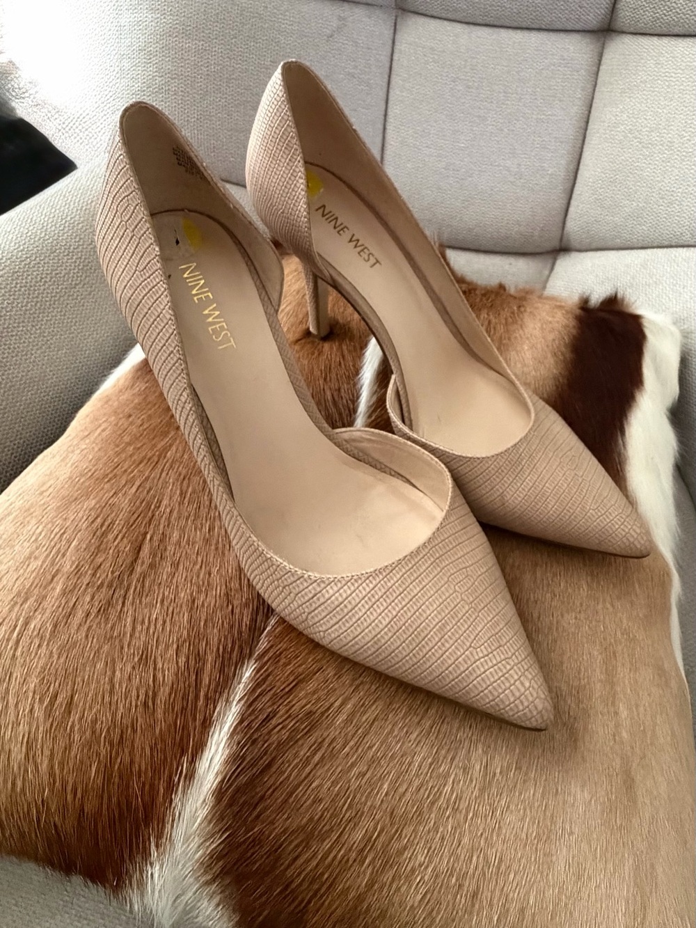 Nine West Nude Textured Pointed-Toe Pumps